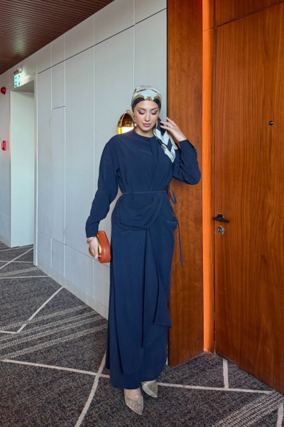 Almira Elbise Lacivert