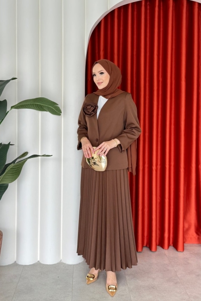 Gözde Etekli Takım Kahverengi