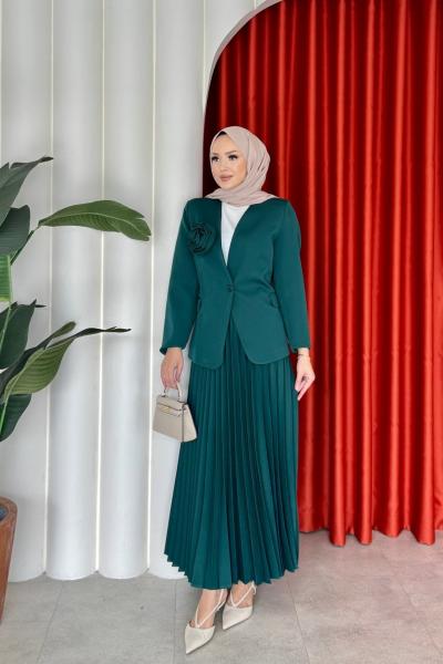 Gözde Etekli Takım Zümrüt