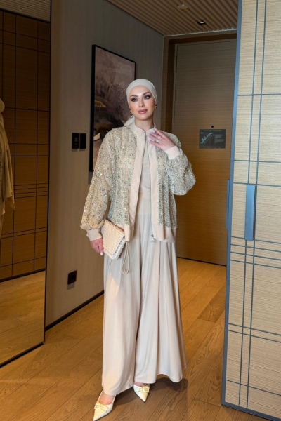 İlkay Ekru Pullu Takım