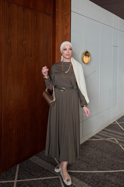 Neşe Etekli Takım Haki