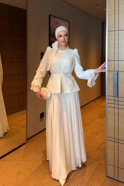 Özün Etek Takım Beyaz