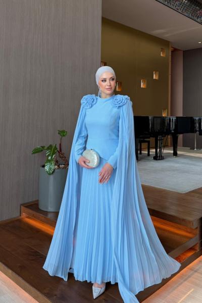 Lina Abiye Mavi